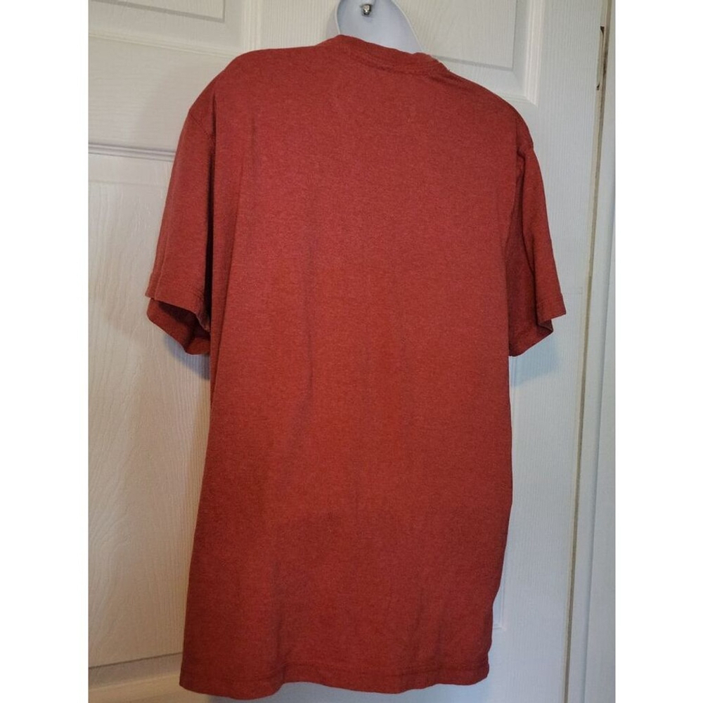 Rust colored T Shirt - Picture 2 of 3